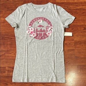 Aeropostale Classic Crew Graphic Tee Medium